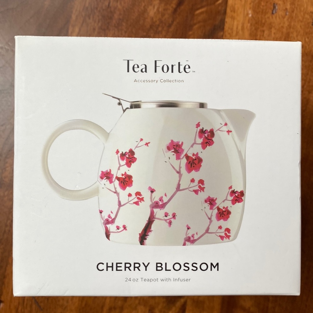 Tea Forte Pugg teapot